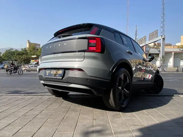 عکس ولوو EX30