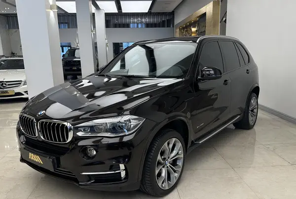 عکس بی ام و X5