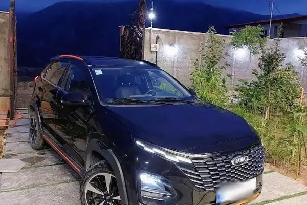 ام وی ام X33 کراس