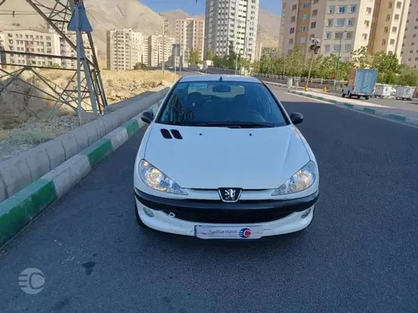 پژو 206