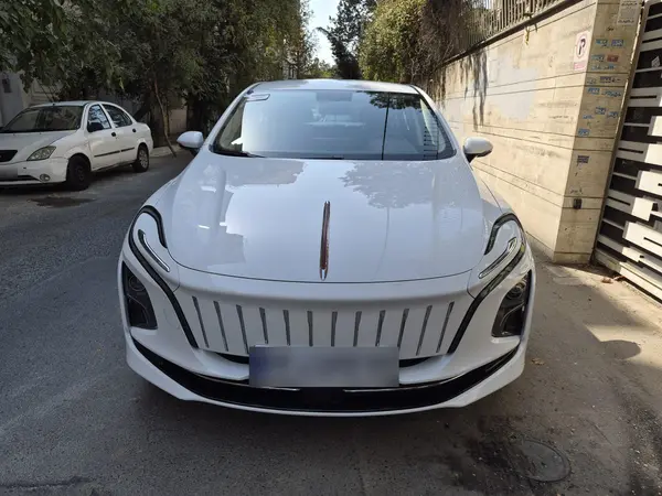 هونگچی E-QM5