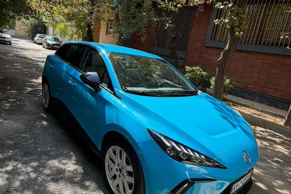ام جی 4ev