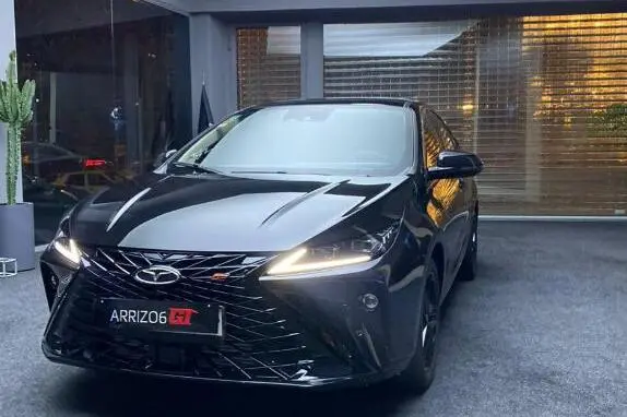 فونیکس آریزو 6 جی تی (Z6 GT)