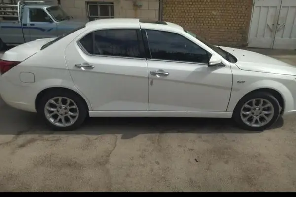 عکس دنا پلاس EF7