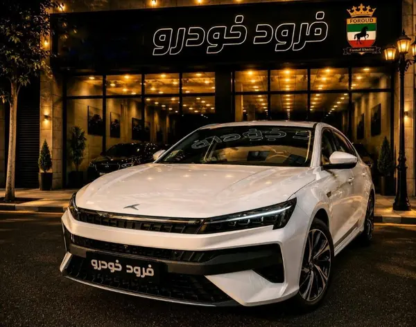 کی ام سی J7
