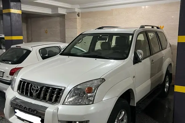 تویوتا پرادو  چهار در