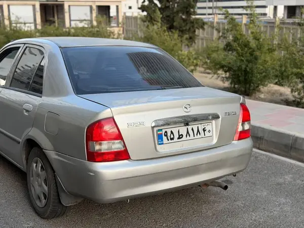 عکس مزدا 323