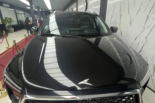 عکس کی ام سی X5