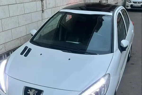 پژو 207