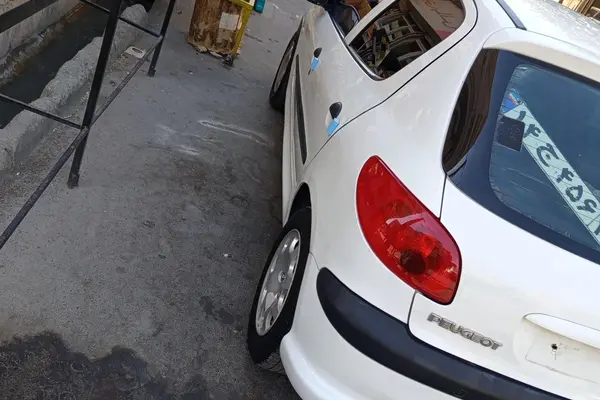 پژو 206 SD