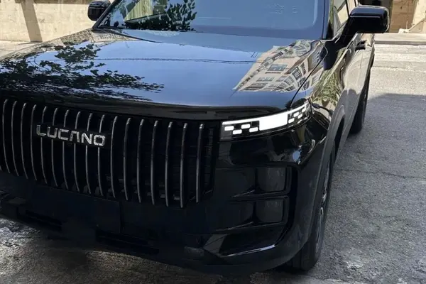 لوکانو L7