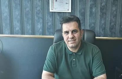 مدیر نمایشگاه اتو گالری ارابه طلایی