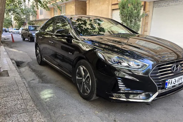 هیوندای سوناتا هیبرید