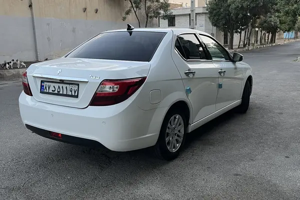 عکس دنا پلاس EF7P