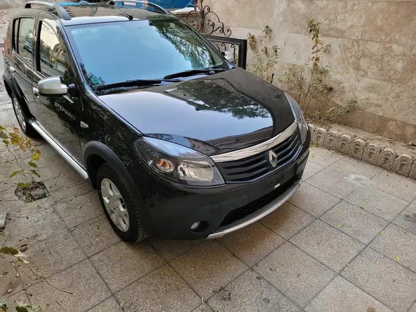 رنو ساندرو استپ وی