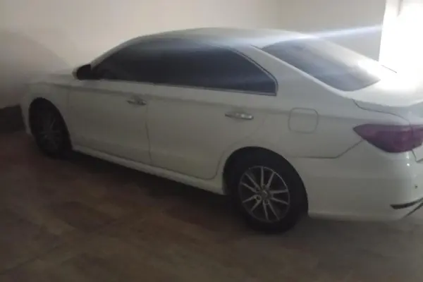 لیفان 820
