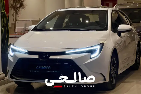 عکس تویوتا لوین هیبرید