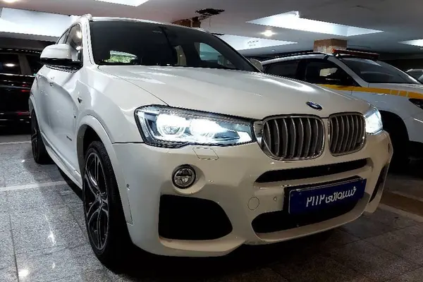 بی ام و X4