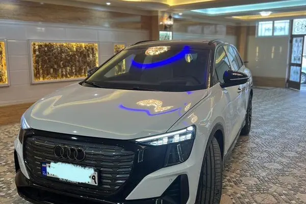 عکس آئودی Q5 e-tron