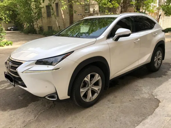 لکسوس NX