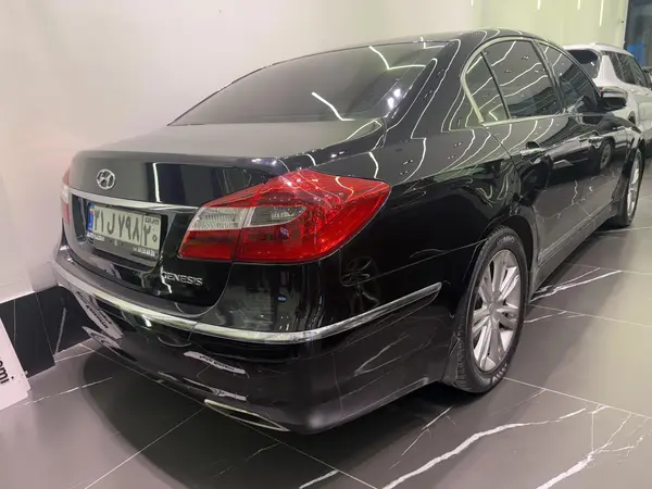 هیوندای جنسیس