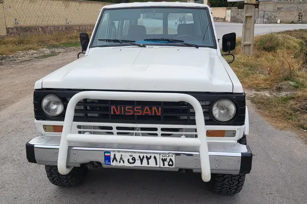 نیسان پاترول چهار در