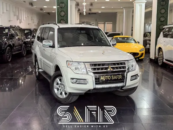 میتسوبیشی پاجرو چهار در