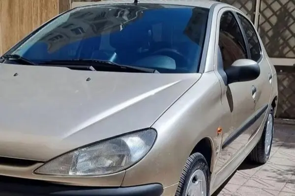 پژو 206
