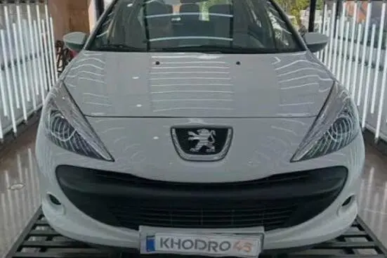 پژو 207