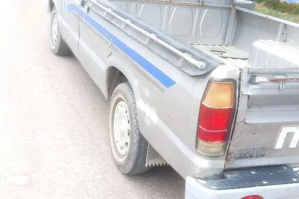 مزدا وانت تک‌کابين