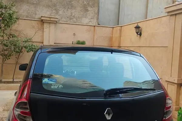 رنو ساندرو