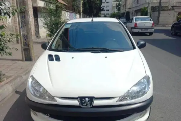 پژو 206