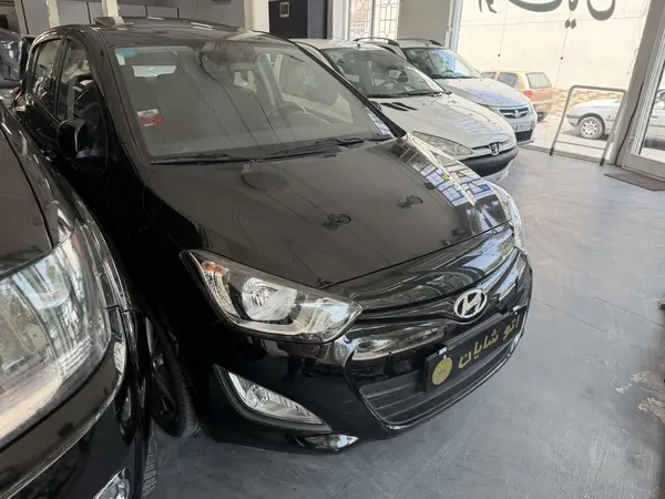 عکس هیوندای i20