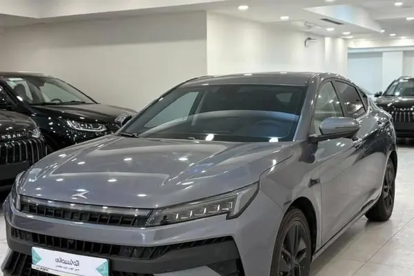 کی ام سی J7