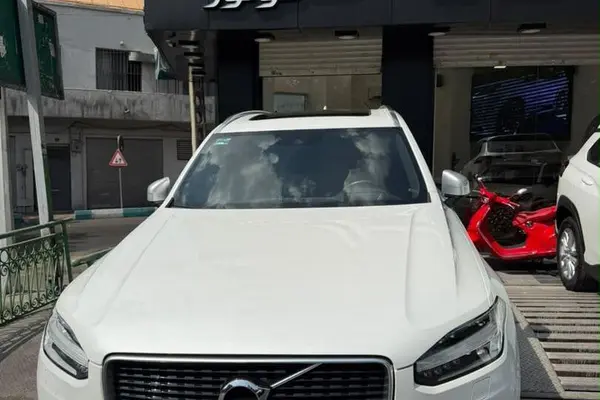ولوو XC90