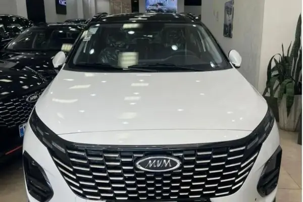 ام وی ام X33 کراس