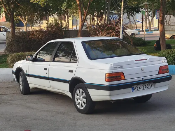 پژو 405