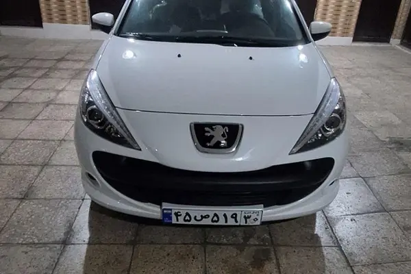 پژو 207
