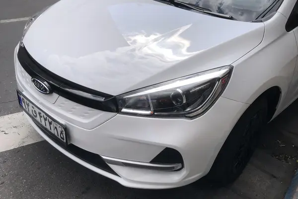 ام وی ام آریزو 5ev