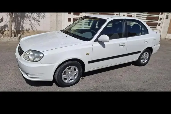 هیوندای ورنا