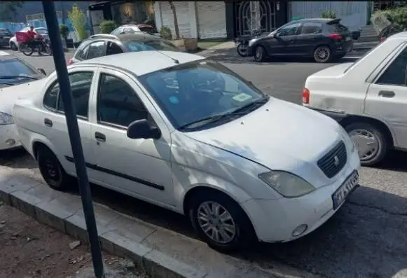 تیبا صندوق دار