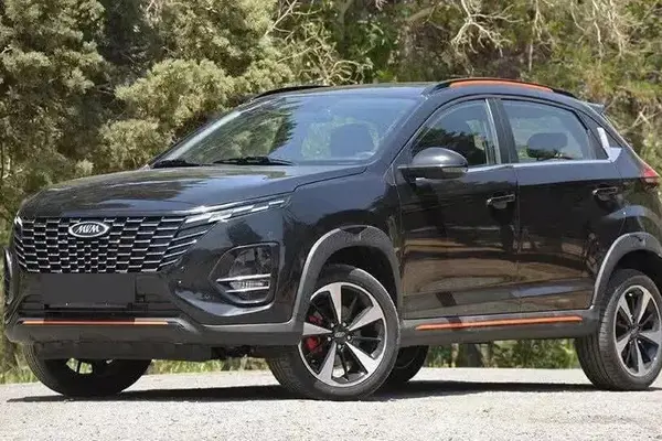 ام وی ام X33 کراس