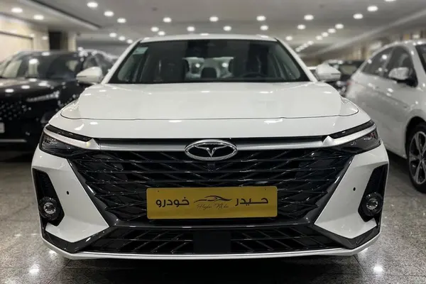 فونیکس آریزو 8 (Z8)