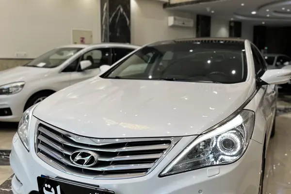 هیوندای آزرا (گرنجور)