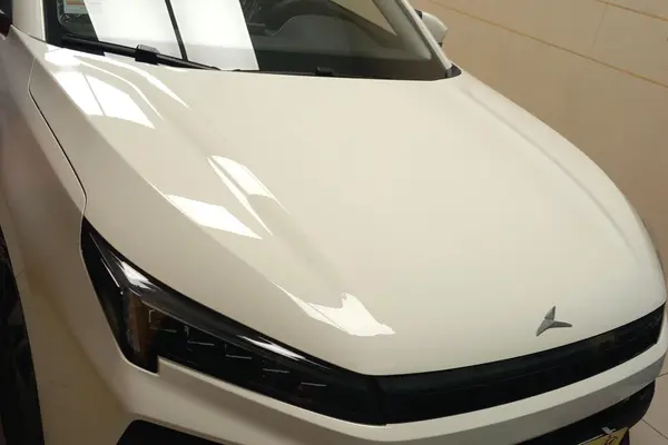 کی ام سی J7