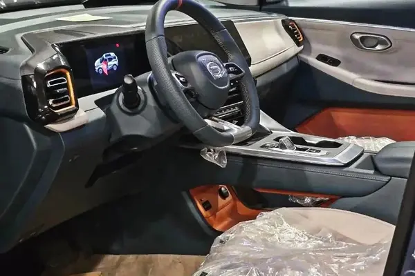 عکس جی ای سی GS3 Emzoom