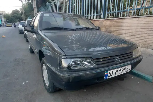 پژو 405