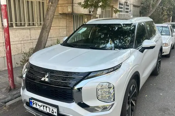 میتسوبیشی اوتلندر