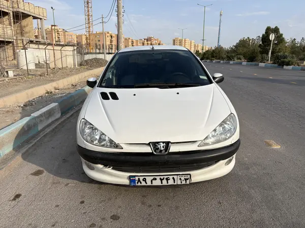 پژو 206