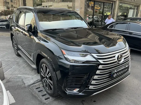 لکسوس LX